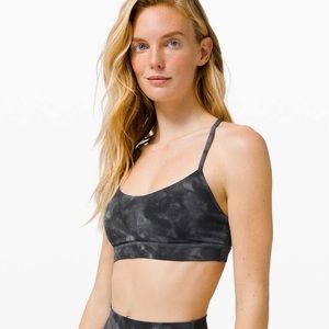 Lululemon Flow-Y Bra Diamond Dye Size 8